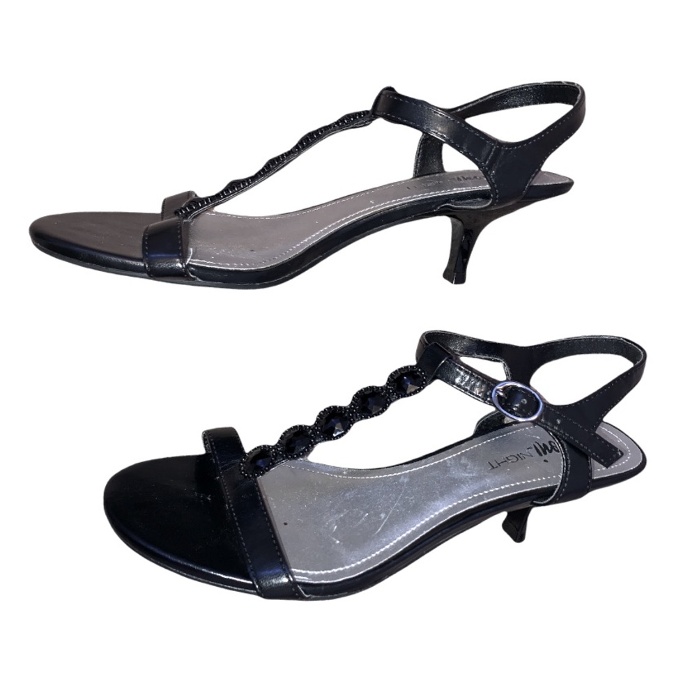 Fioni Night Kitten Heels - Picture 2 of 3